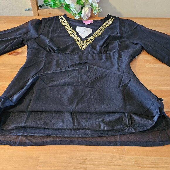 She's Cool - Vintage Gold Floral Lace V Neck Blouse - Black - Picture 8 of 11